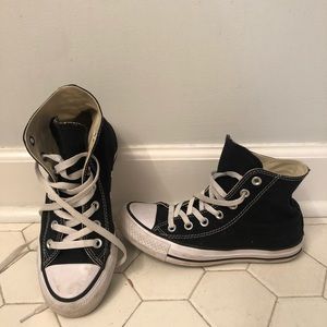 Black high tops converse